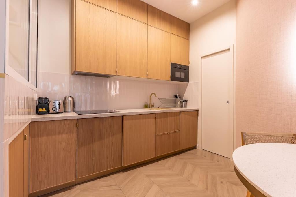 Elegant 4-Star Stay In Central Paris - Suite Apart Bagian luar foto