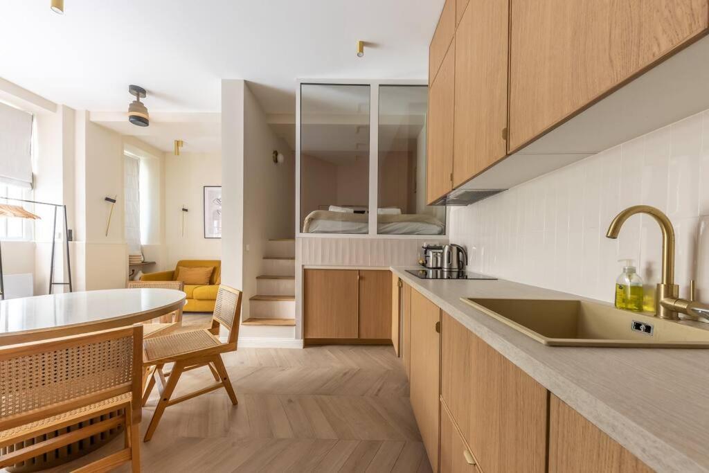 Elegant 4-Star Stay In Central Paris - Suite Apart Bagian luar foto